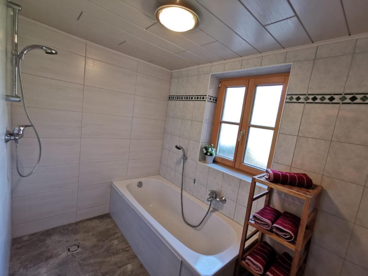 Ferienhaus Rosl Am グルントルゼー エクステリア 写真